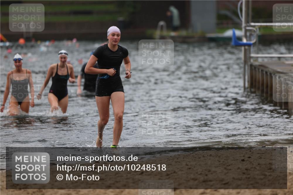13.09.2026 - Stadtparktriathlon Mo-Foto http://msf.ph/oto/10248518 13.09.2026 13:14:01 Schwimmen 1440, 1448, 1470 meine-sportfotos.de