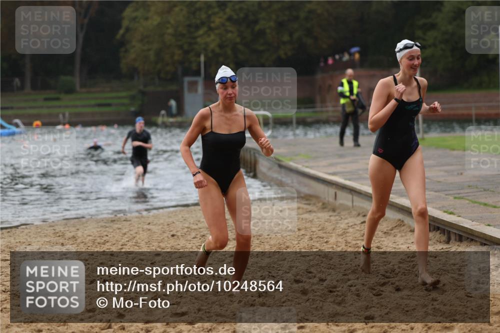 13.09.2026 - Stadtparktriathlon Mo-Foto http://msf.ph/oto/10248564 13.09.2026 13:14:11 Schwimmen 1434, 1440, 1470 meine-sportfotos.de