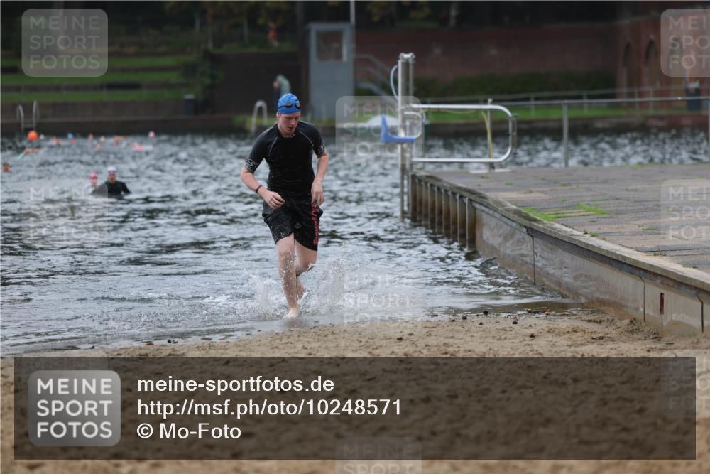 13.09.2026 - Stadtparktriathlon Mo-Foto http://msf.ph/oto/10248571 13.09.2026 13:14:13 Schwimmen 1434, 1440, 1470 meine-sportfotos.de
