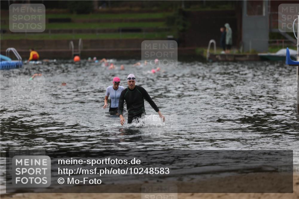 13.09.2026 - Stadtparktriathlon Mo-Foto http://msf.ph/oto/10248583 13.09.2026 13:14:29 Schwimmen 1450, 1474 meine-sportfotos.de