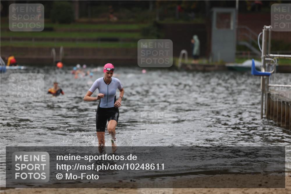 13.09.2026 - Stadtparktriathlon Mo-Foto http://msf.ph/oto/10248611 13.09.2026 13:14:38 Schwimmen 1450, 1474 meine-sportfotos.de