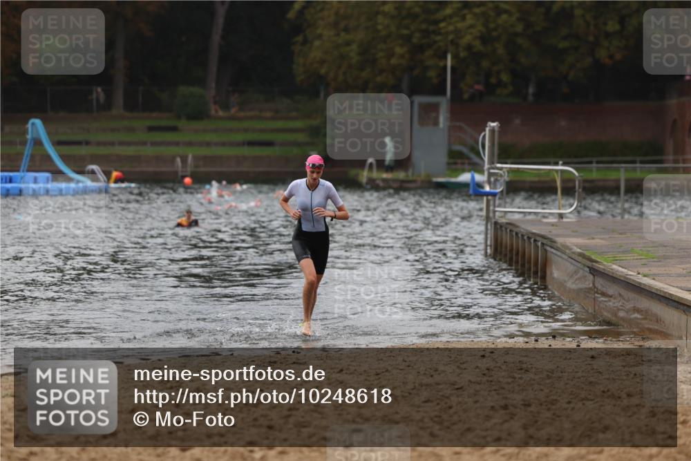 13.09.2026 - Stadtparktriathlon Mo-Foto http://msf.ph/oto/10248618 13.09.2026 13:14:39 Schwimmen 1450, 1474 meine-sportfotos.de