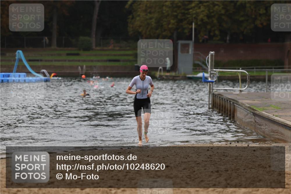 13.09.2026 - Stadtparktriathlon Mo-Foto http://msf.ph/oto/10248620 13.09.2026 13:14:40 Schwimmen 1450, 1474 meine-sportfotos.de