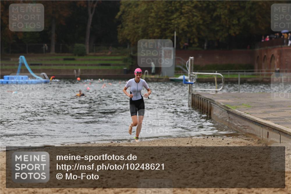 13.09.2026 - Stadtparktriathlon Mo-Foto http://msf.ph/oto/10248621 13.09.2026 13:14:40 Schwimmen 1450, 1474 meine-sportfotos.de