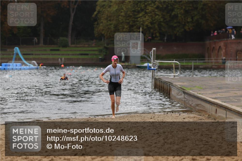 13.09.2026 - Stadtparktriathlon Mo-Foto http://msf.ph/oto/10248623 13.09.2026 13:14:40 Schwimmen 1450, 1474 meine-sportfotos.de