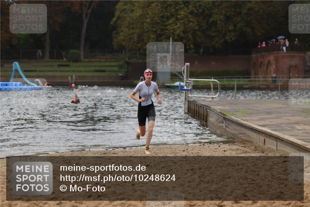 13.09.2026 - Stadtparktriathlon Mo-Foto http://msf.ph/oto/10248624 13.09.2026 13:14:41 Schwimmen 1450, 1474 meine-sportfotos.de