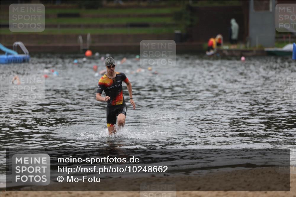 13.09.2026 - Stadtparktriathlon Mo-Foto http://msf.ph/oto/10248662 13.09.2026 13:15:02 Schwimmen 1459 meine-sportfotos.de