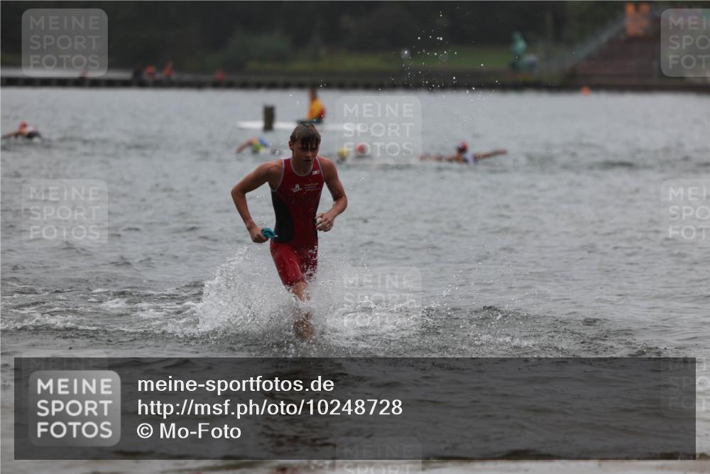 13.09.2026 - Stadtparktriathlon Mo-Foto http://msf.ph/oto/10248728 13.09.2026 13:16:02 Schwimmen 1462, 1507, 1512 meine-sportfotos.de