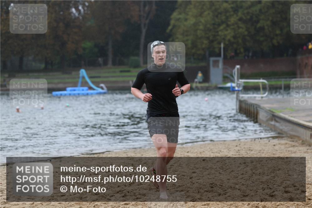 13.09.2026 - Stadtparktriathlon Mo-Foto http://msf.ph/oto/10248755 13.09.2026 13:16:08 Schwimmen 1462, 1507 meine-sportfotos.de