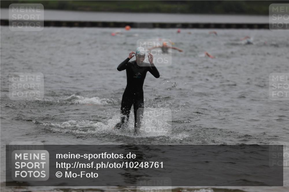 13.09.2026 - Stadtparktriathlon Mo-Foto http://msf.ph/oto/10248761 13.09.2026 13:16:24 Schwimmen 1505, 1506 meine-sportfotos.de