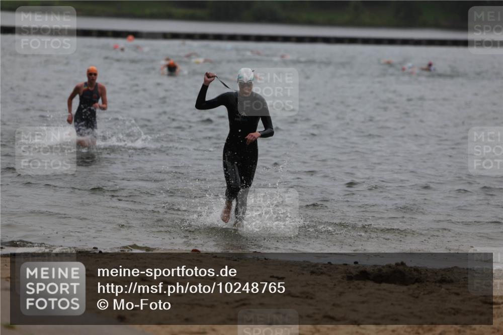13.09.2026 - Stadtparktriathlon Mo-Foto http://msf.ph/oto/10248765 13.09.2026 13:16:27 Schwimmen 1505, 1506 meine-sportfotos.de