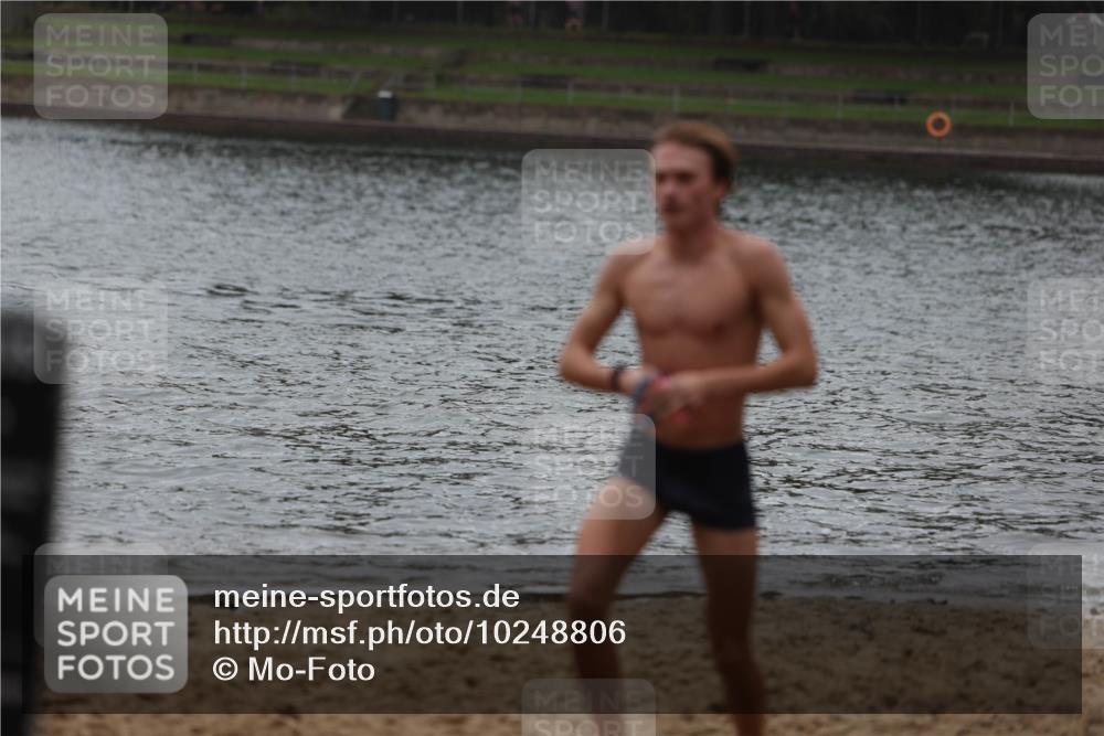 13.09.2026 - Stadtparktriathlon Mo-Foto http://msf.ph/oto/10248806 13.09.2026 13:16:44 Schwimmen 1454, 1526 meine-sportfotos.de