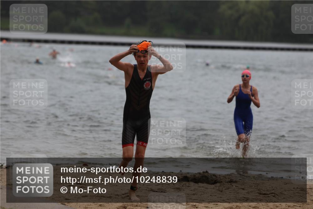 13.09.2026 - Stadtparktriathlon Mo-Foto http://msf.ph/oto/10248839 13.09.2026 13:16:57 Schwimmen 1484, 1519, 1526 meine-sportfotos.de