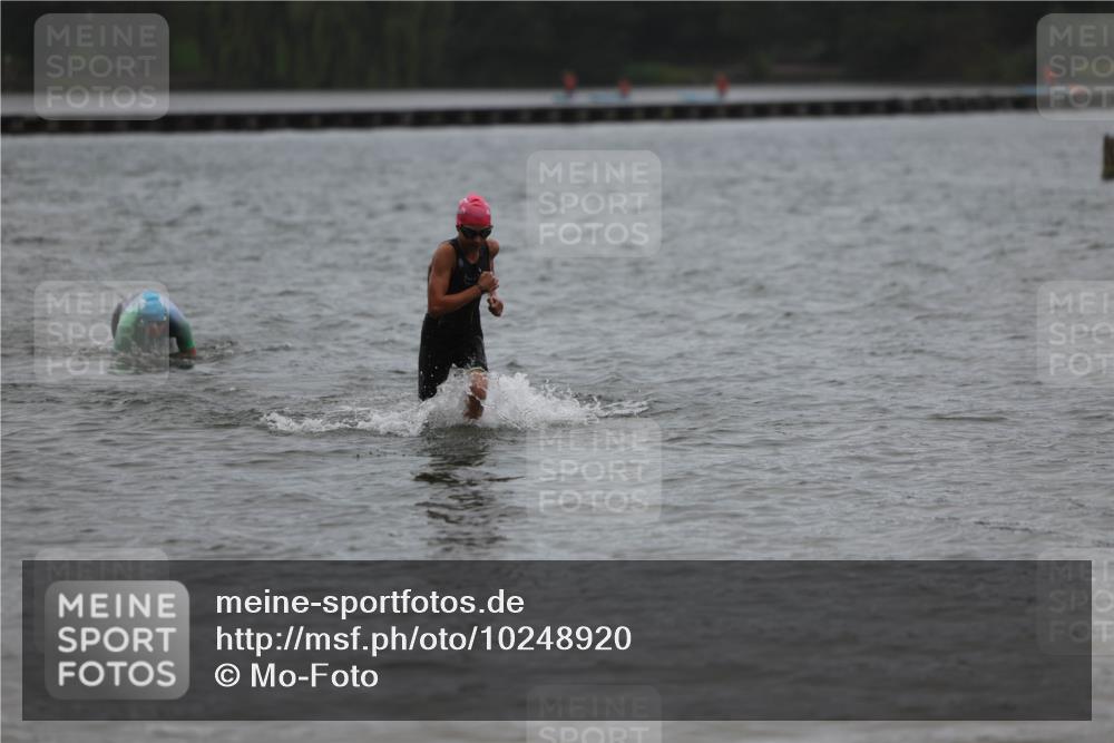 13.09.2026 - Stadtparktriathlon Mo-Foto http://msf.ph/oto/10248920 13.09.2026 13:18:18 Schwimmen 1525, 1529 meine-sportfotos.de