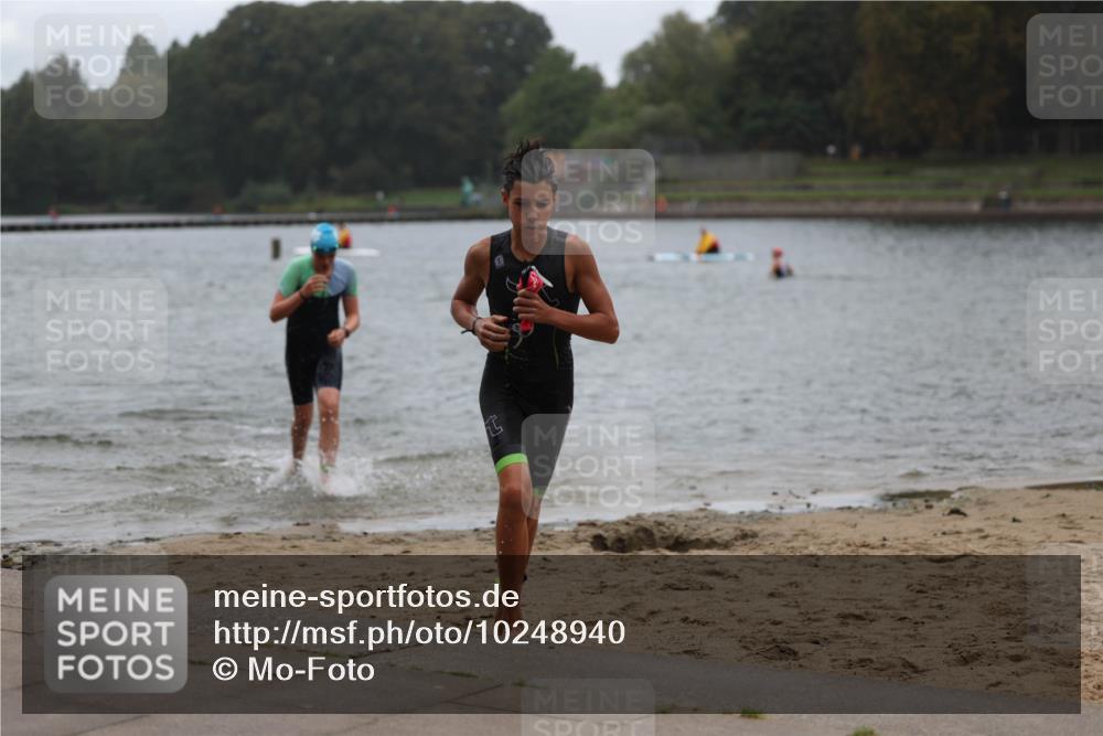 13.09.2026 - Stadtparktriathlon Mo-Foto http://msf.ph/oto/10248940 13.09.2026 13:18:26 Schwimmen 1492, 1510, 1525, 1529 meine-sportfotos.de