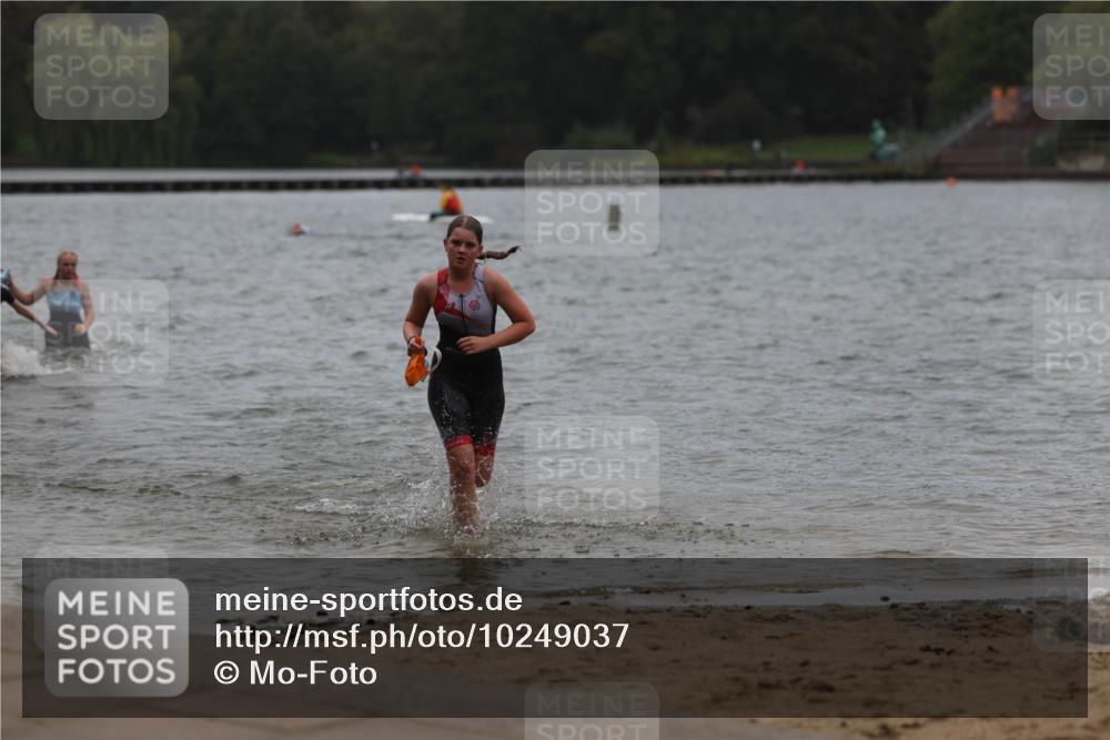 13.09.2026 - Stadtparktriathlon Mo-Foto http://msf.ph/oto/10249037 13.09.2026 13:18:59 Schwimmen 1485, 1494, 1500, 1501, 1502 meine-sportfotos.de