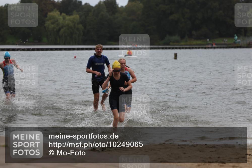 13.09.2026 - Stadtparktriathlon Mo-Foto http://msf.ph/oto/10249065 13.09.2026 13:19:05 Schwimmen 1485, 1494, 1500, 1501, 1502 meine-sportfotos.de
