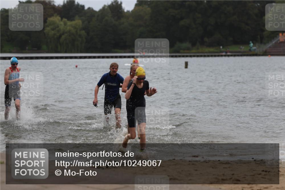13.09.2026 - Stadtparktriathlon Mo-Foto http://msf.ph/oto/10249067 13.09.2026 13:19:05 Schwimmen 1485, 1494, 1500, 1501, 1502 meine-sportfotos.de