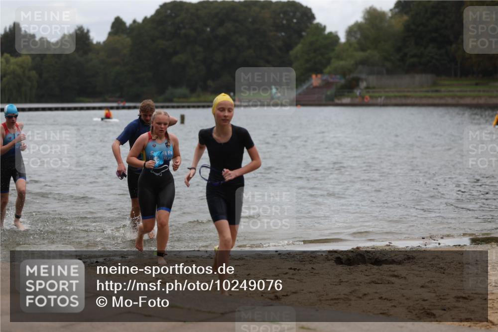 13.09.2026 - Stadtparktriathlon Mo-Foto http://msf.ph/oto/10249076 13.09.2026 13:19:07 Schwimmen 1485, 1494, 1500, 1501 meine-sportfotos.de
