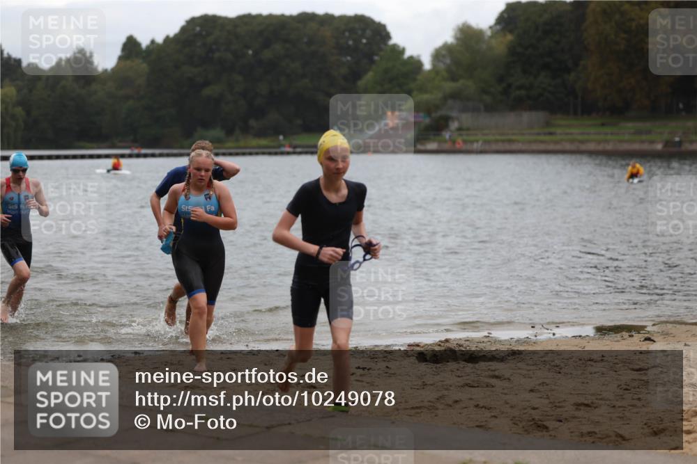 13.09.2026 - Stadtparktriathlon Mo-Foto http://msf.ph/oto/10249078 13.09.2026 13:19:07 Schwimmen 1485, 1494, 1500, 1501 meine-sportfotos.de