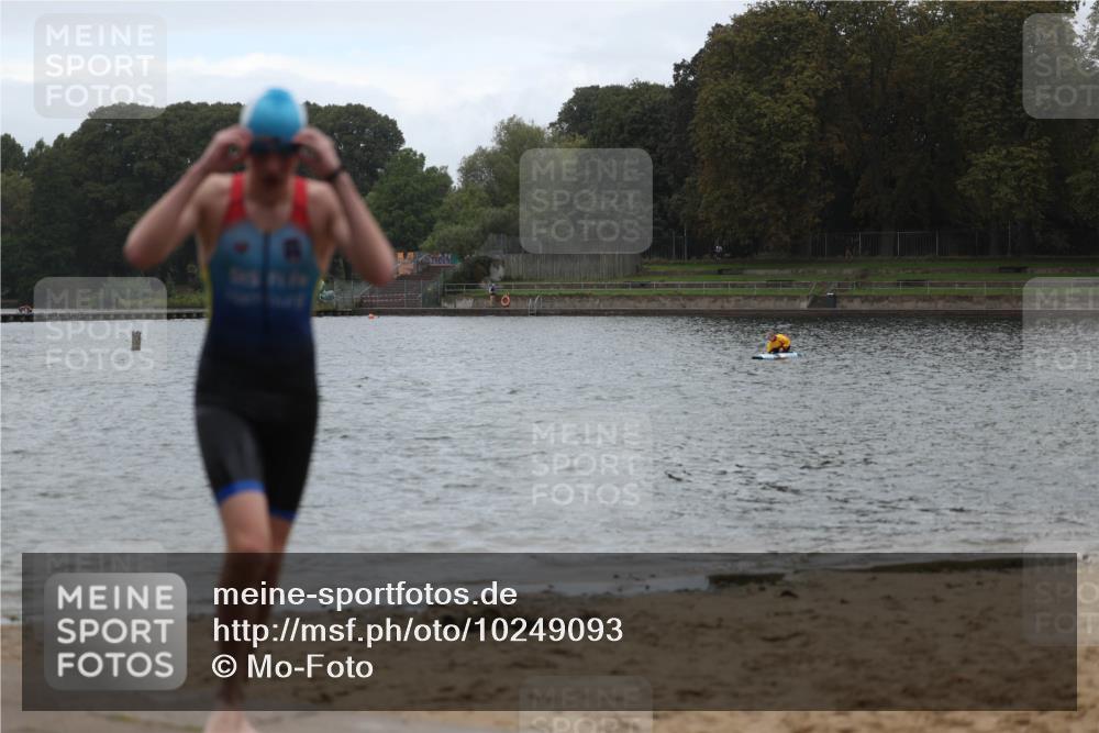 13.09.2026 - Stadtparktriathlon Mo-Foto http://msf.ph/oto/10249093 13.09.2026 13:19:11 Schwimmen 1485, 1494, 1500, 1501 meine-sportfotos.de
