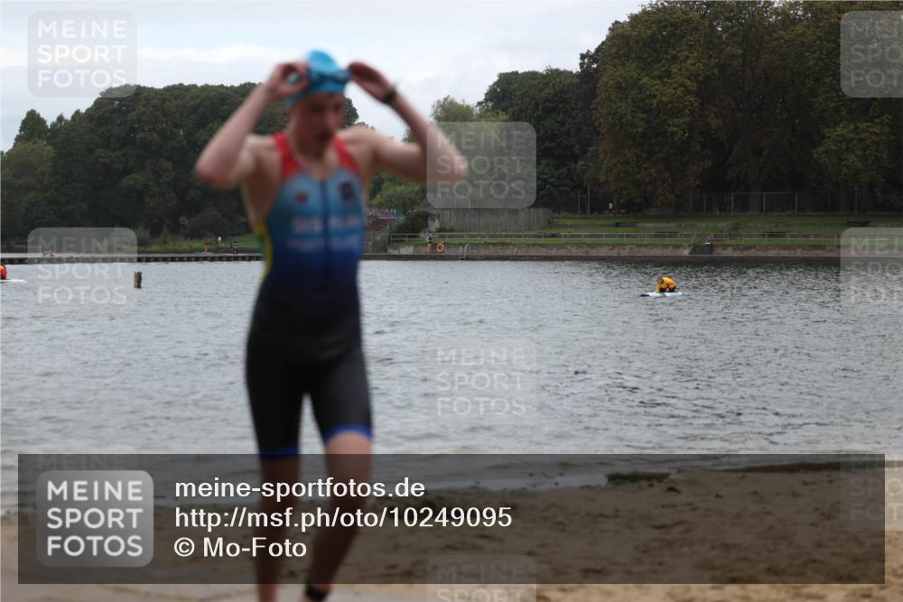 13.09.2026 - Stadtparktriathlon Mo-Foto http://msf.ph/oto/10249095 13.09.2026 13:19:12 Schwimmen 1485, 1494, 1500, 1501 meine-sportfotos.de
