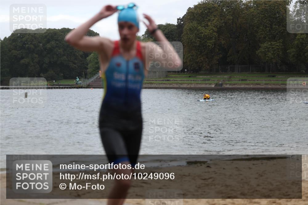 13.09.2026 - Stadtparktriathlon Mo-Foto http://msf.ph/oto/10249096 13.09.2026 13:19:12 Schwimmen 1485, 1494, 1500, 1501 meine-sportfotos.de