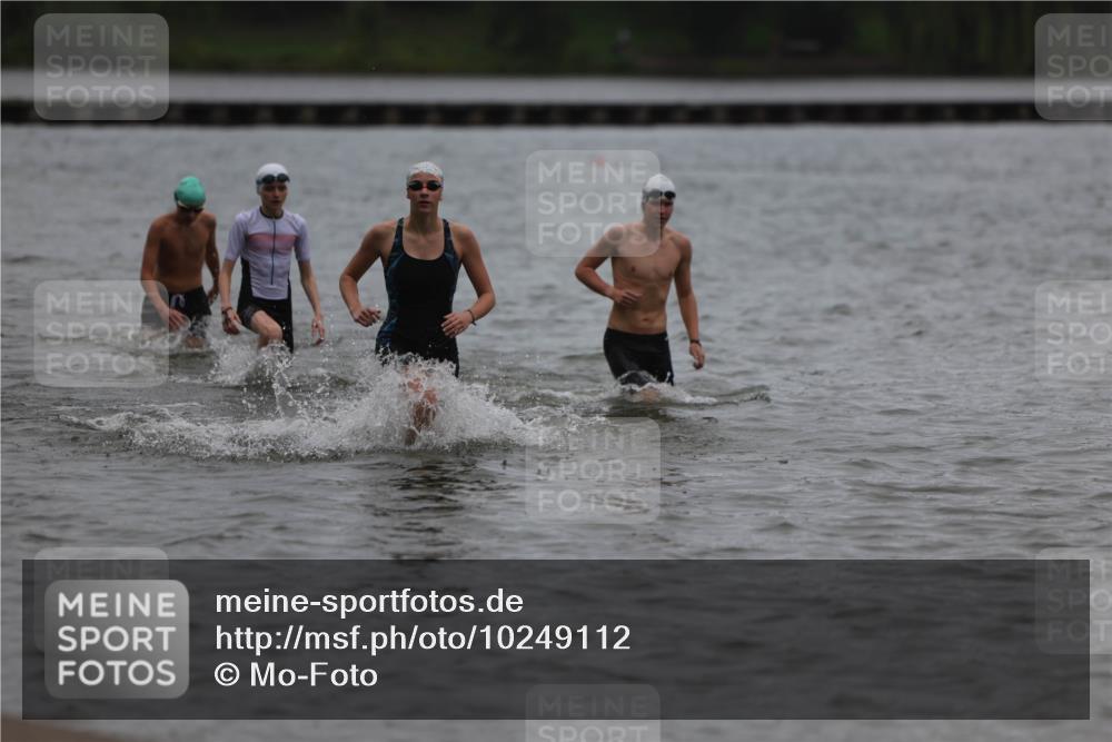 13.09.2026 - Stadtparktriathlon Mo-Foto http://msf.ph/oto/10249112 13.09.2026 13:19:27 Schwimmen 1486, 1495, 1527 meine-sportfotos.de