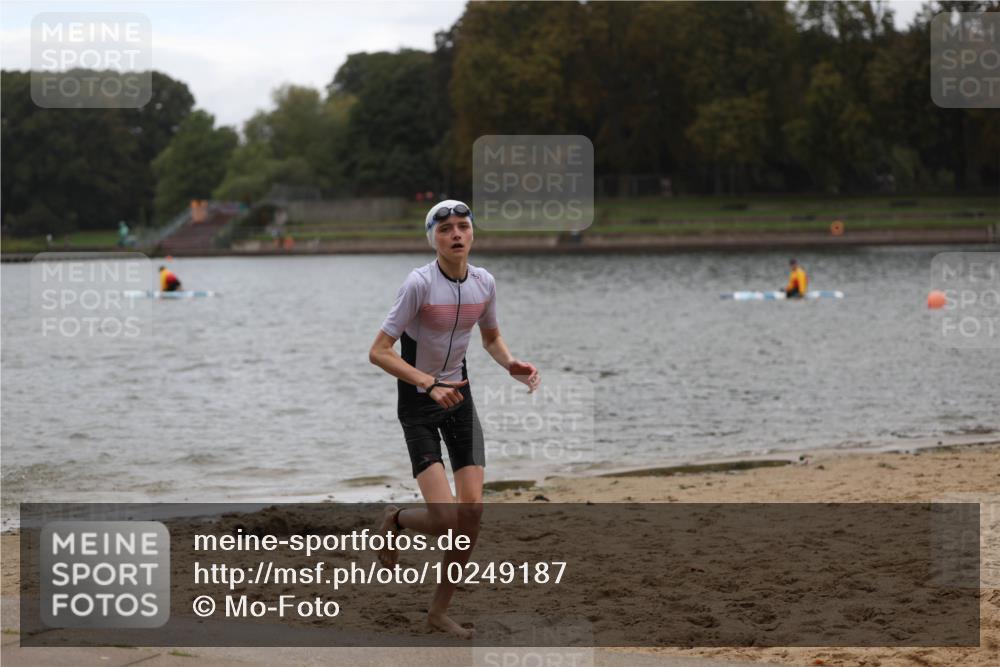 13.09.2026 - Stadtparktriathlon Mo-Foto http://msf.ph/oto/10249187 13.09.2026 13:19:41 Schwimmen 1478, 1486, 1527 meine-sportfotos.de