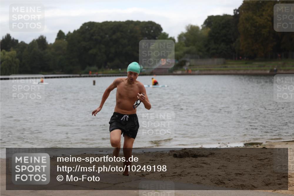 13.09.2026 - Stadtparktriathlon Mo-Foto http://msf.ph/oto/10249198 13.09.2026 13:19:43 Schwimmen 1478, 1486, 1527 meine-sportfotos.de