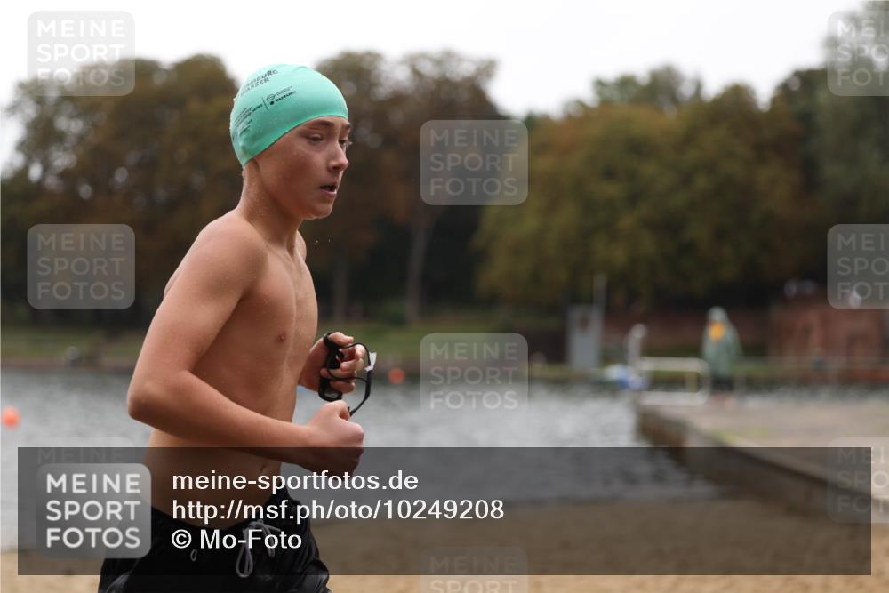 13.09.2026 - Stadtparktriathlon Mo-Foto http://msf.ph/oto/10249208 13.09.2026 13:19:45 Schwimmen 1478, 1527 meine-sportfotos.de