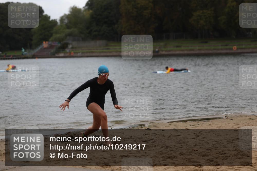 13.09.2026 - Stadtparktriathlon Mo-Foto http://msf.ph/oto/10249217 13.09.2026 13:20:25 Schwimmen 1497, 1517 meine-sportfotos.de