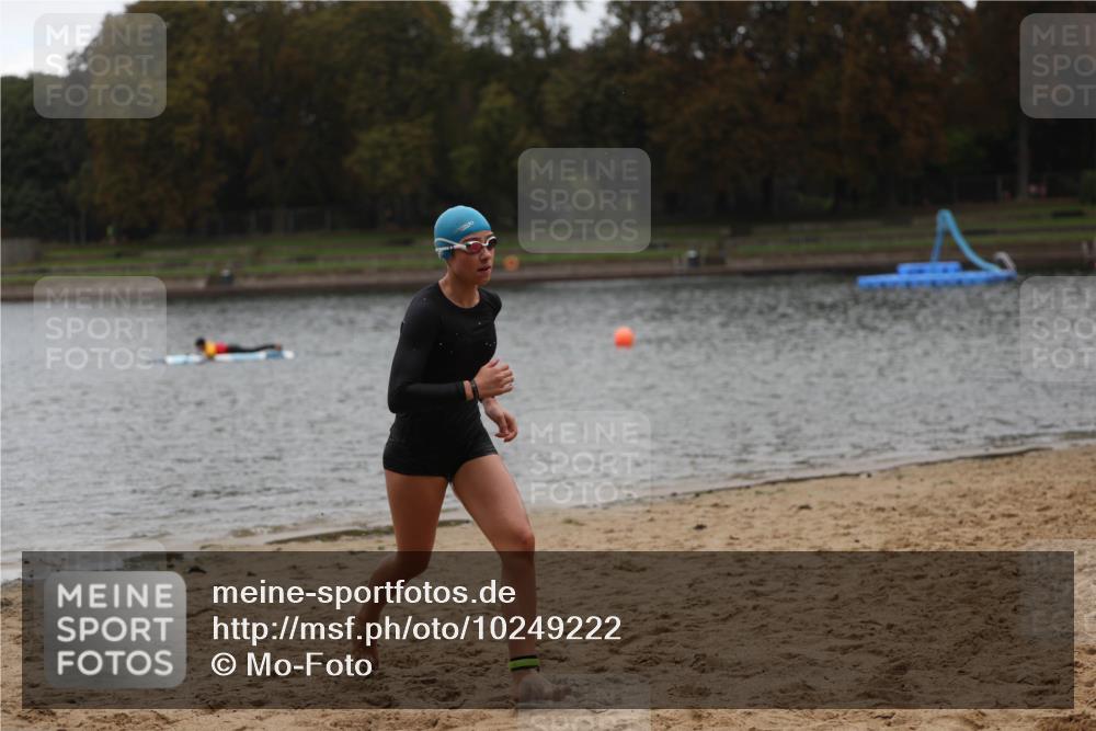 13.09.2026 - Stadtparktriathlon Mo-Foto http://msf.ph/oto/10249222 13.09.2026 13:20:26 Schwimmen 1497, 1517 meine-sportfotos.de