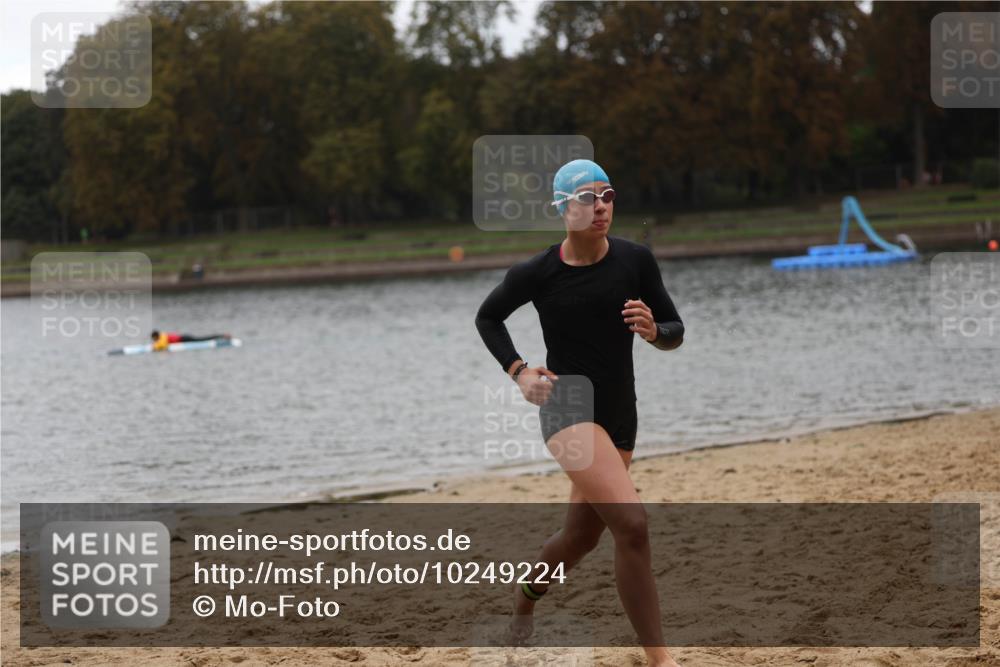 13.09.2026 - Stadtparktriathlon Mo-Foto http://msf.ph/oto/10249224 13.09.2026 13:20:26 Schwimmen 1497, 1517 meine-sportfotos.de