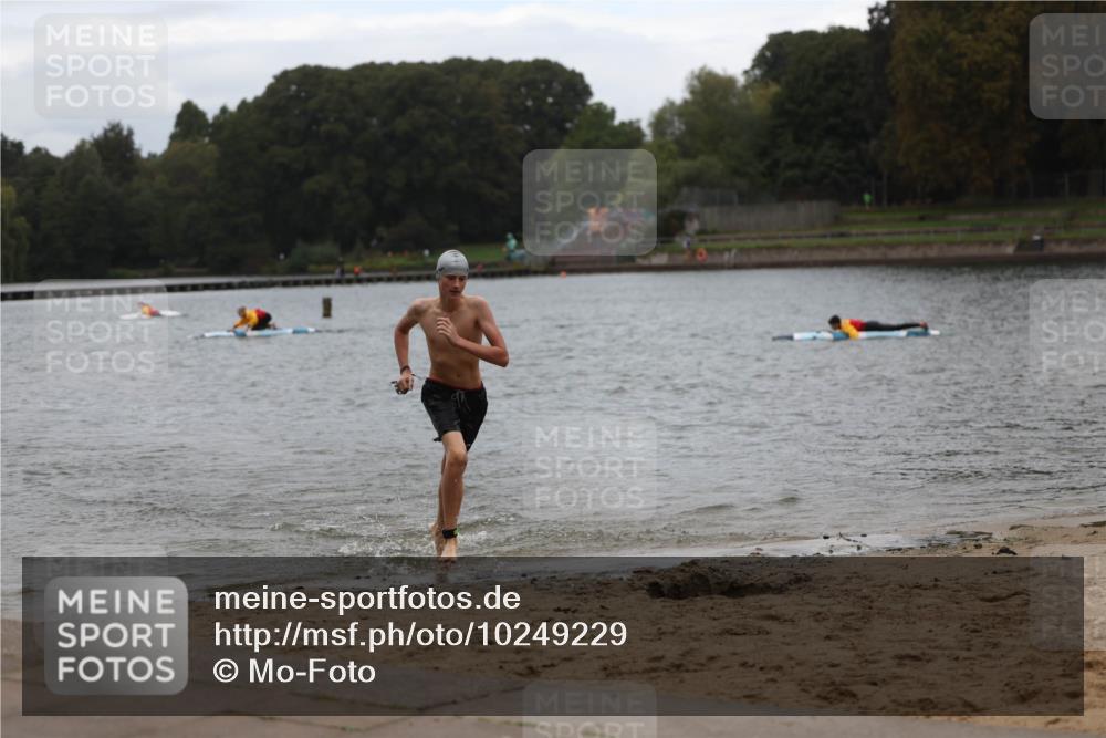 13.09.2026 - Stadtparktriathlon Mo-Foto http://msf.ph/oto/10249229 13.09.2026 13:20:29 Schwimmen 1497, 1517 meine-sportfotos.de