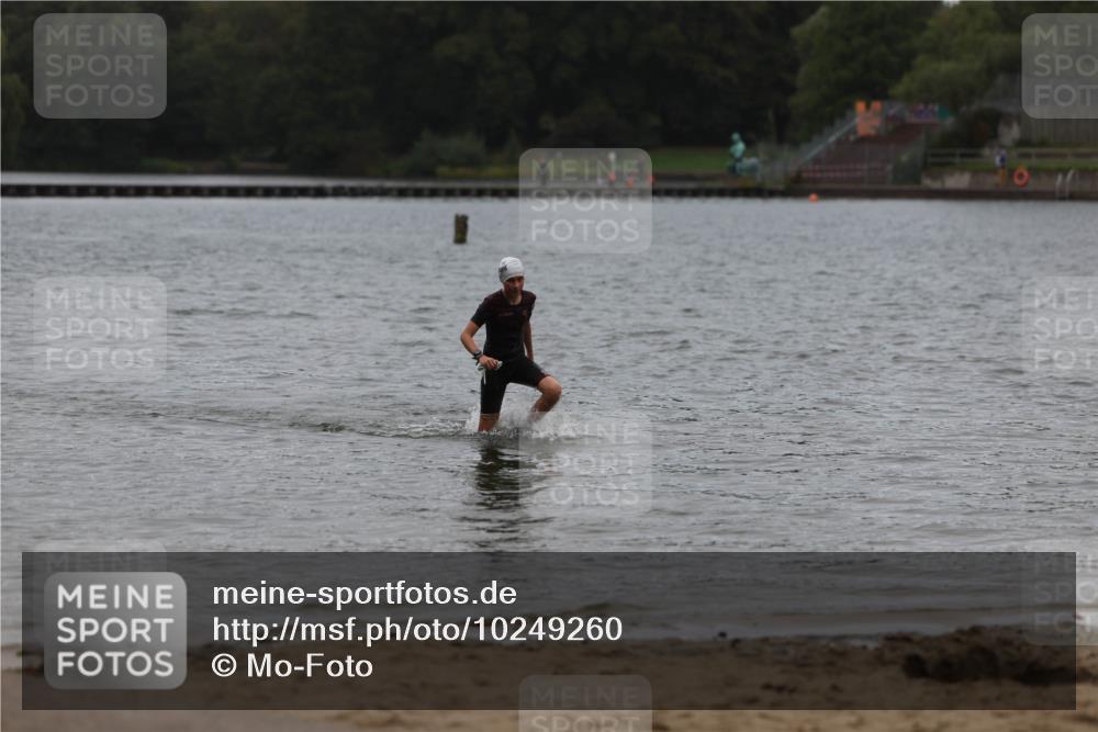 13.09.2026 - Stadtparktriathlon Mo-Foto http://msf.ph/oto/10249260 13.09.2026 13:20:58 Schwimmen 1530 meine-sportfotos.de