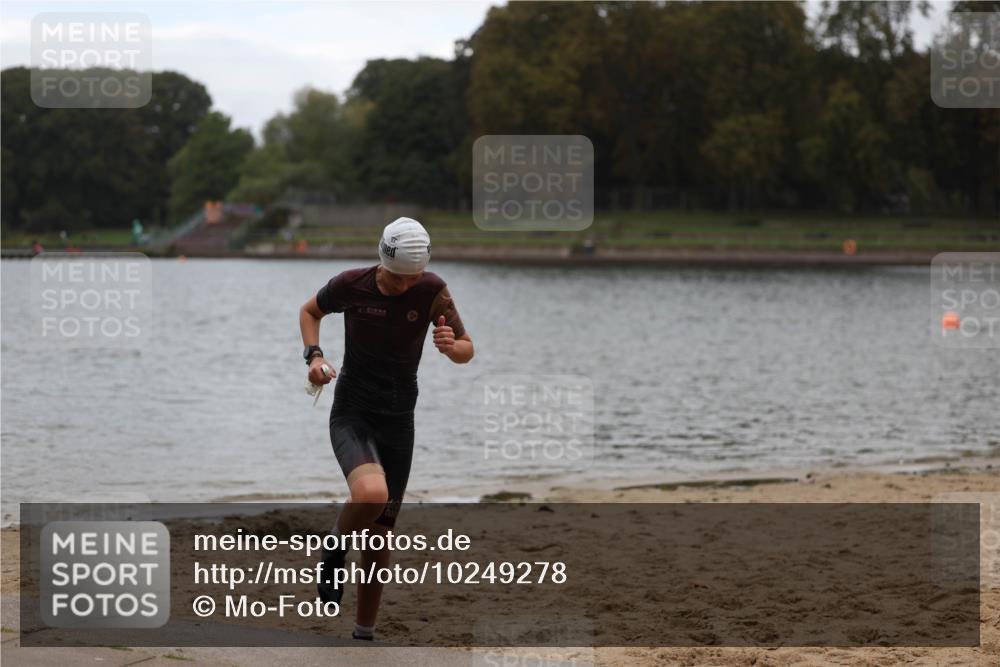13.09.2026 - Stadtparktriathlon Mo-Foto http://msf.ph/oto/10249278 13.09.2026 13:21:07 Schwimmen 1530 meine-sportfotos.de