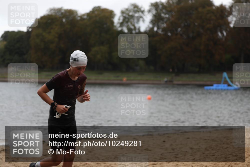 13.09.2026 - Stadtparktriathlon Mo-Foto http://msf.ph/oto/10249281 13.09.2026 13:21:08 Schwimmen 1530 meine-sportfotos.de