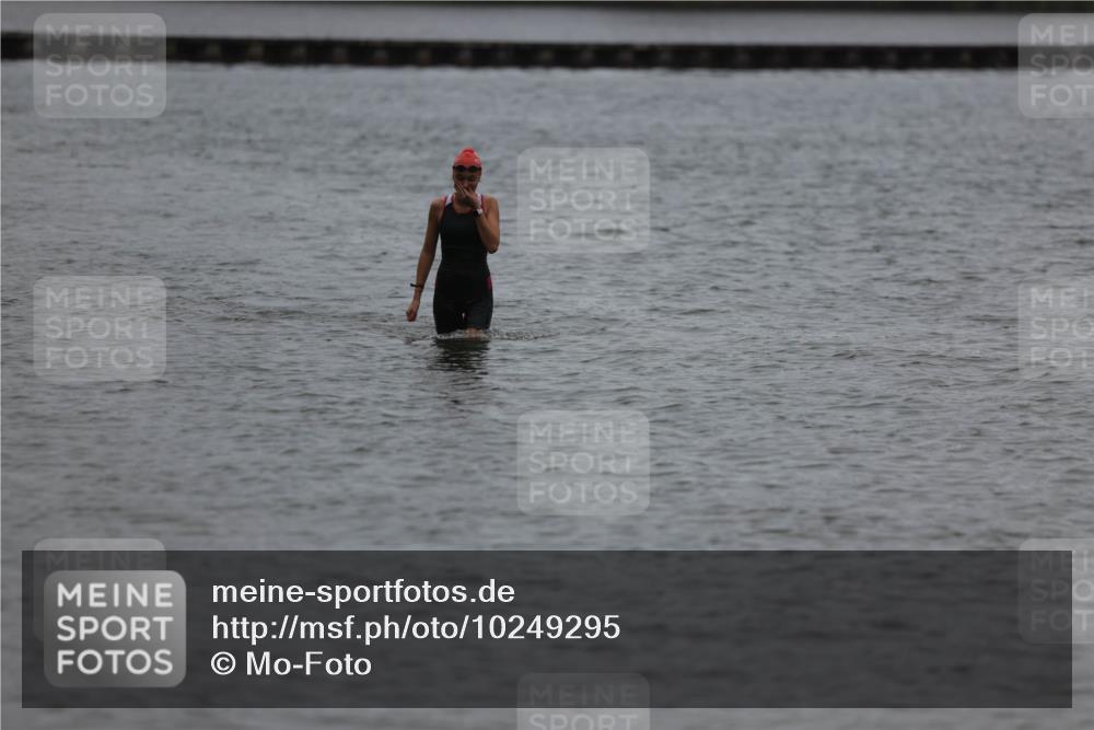 13.09.2026 - Stadtparktriathlon Mo-Foto http://msf.ph/oto/10249295 13.09.2026 13:21:50 Schwimmen  meine-sportfotos.de