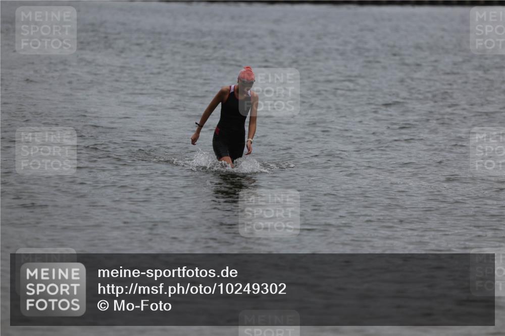 13.09.2026 - Stadtparktriathlon Mo-Foto http://msf.ph/oto/10249302 13.09.2026 13:21:58 Schwimmen  meine-sportfotos.de
