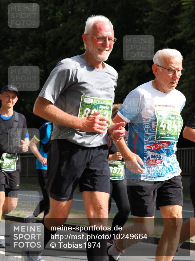 13.09.2026 - 21. swb-Marathon Bremen TobiasT http://msf.ph/oto/10249664 13.09.2026 12:21:26 Laufen 879, 21, 7572, 4845, 21, 21, 0975, 42, 15 meine-sportfotos.de