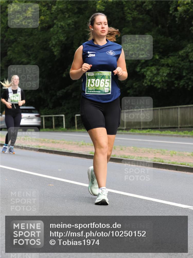 13.09.2026 - 21. swb-Marathon Bremen TobiasT http://msf.ph/oto/10250152 13.09.2026 12:24:57 Laufen 13065, 21, 26 meine-sportfotos.de