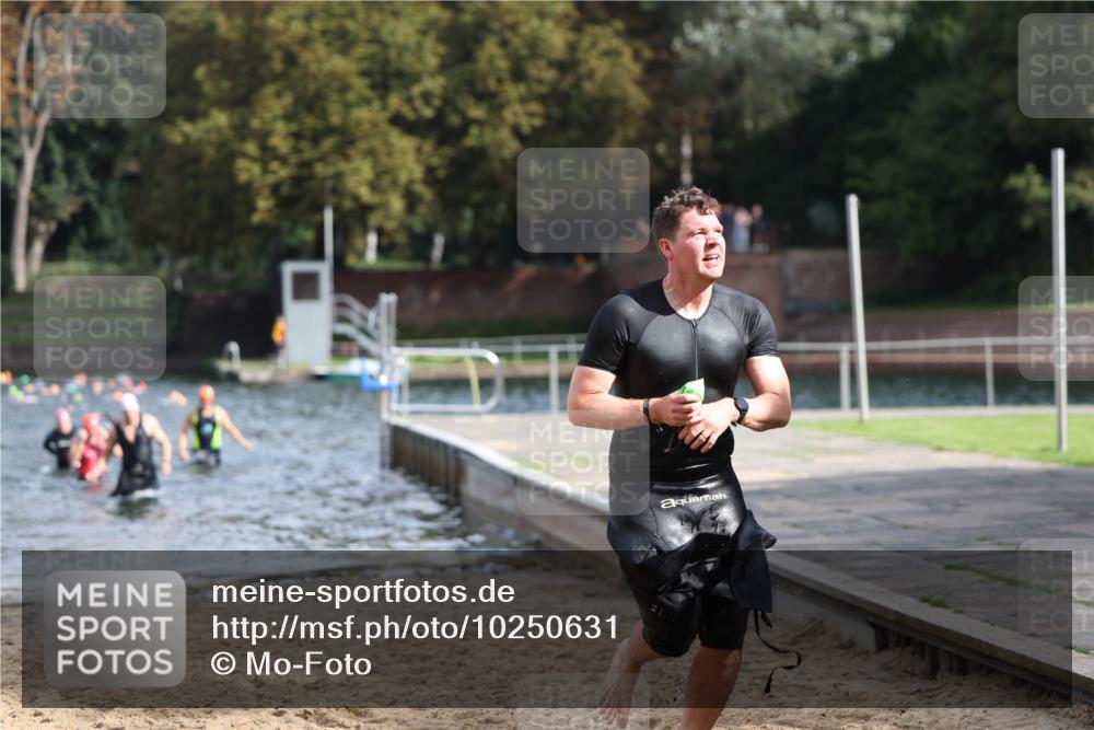 13.09.2026 - Stadtparktriathlon Mo-Foto http://msf.ph/oto/10250631 13.09.2026 11:30:29 Schwimmen 891, 897, 924, 927 meine-sportfotos.de