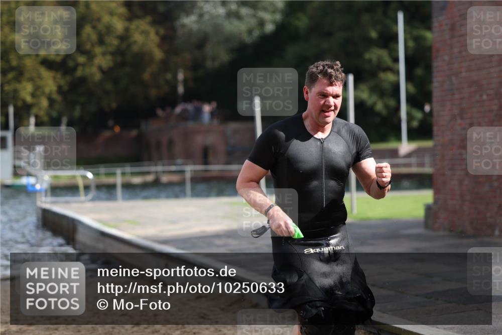 13.09.2026 - Stadtparktriathlon Mo-Foto http://msf.ph/oto/10250633 13.09.2026 11:30:30 Schwimmen 879, 891, 897, 924, 927, 937 meine-sportfotos.de