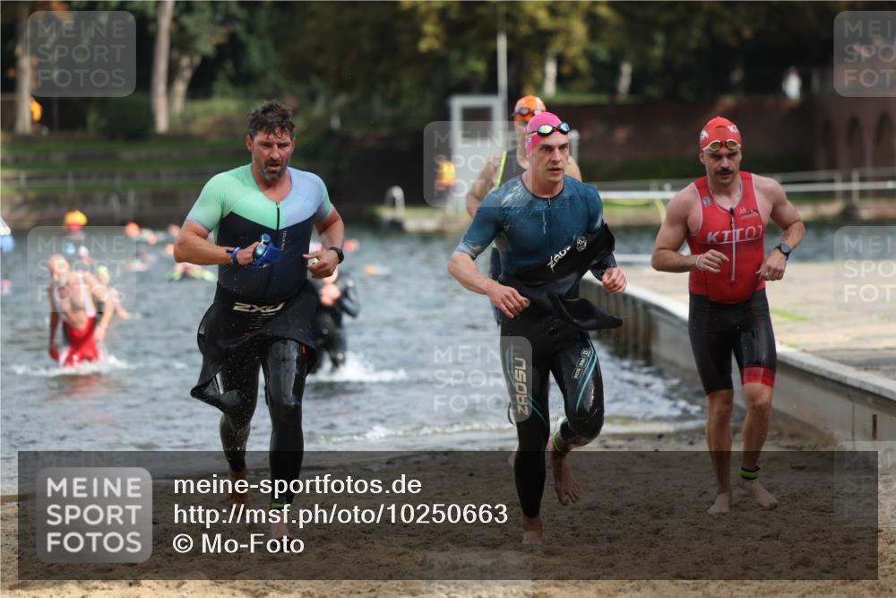 13.09.2026 - Stadtparktriathlon Mo-Foto http://msf.ph/oto/10250663 13.09.2026 11:30:43 Schwimmen 847, 862, 879, 886, 891, 916, 924, 937, 941 meine-sportfotos.de