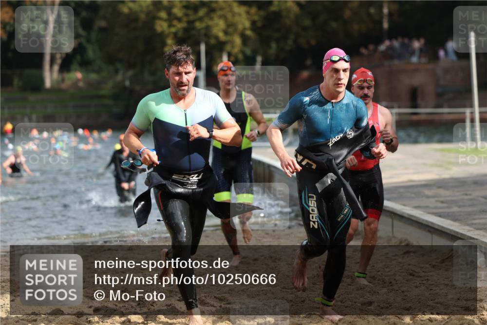 13.09.2026 - Stadtparktriathlon Mo-Foto http://msf.ph/oto/10250666 13.09.2026 11:30:44 Schwimmen 847, 862, 879, 886, 891, 916, 924, 937, 941 meine-sportfotos.de