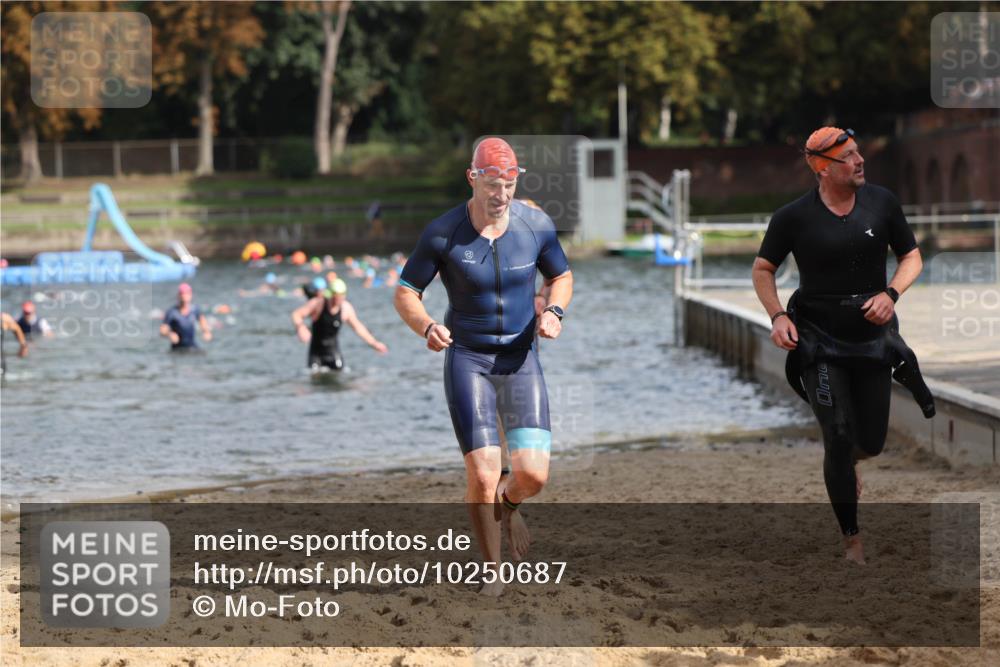 13.09.2026 - Stadtparktriathlon Mo-Foto http://msf.ph/oto/10250687 13.09.2026 11:30:51 Schwimmen 847, 886, 914, 916 meine-sportfotos.de