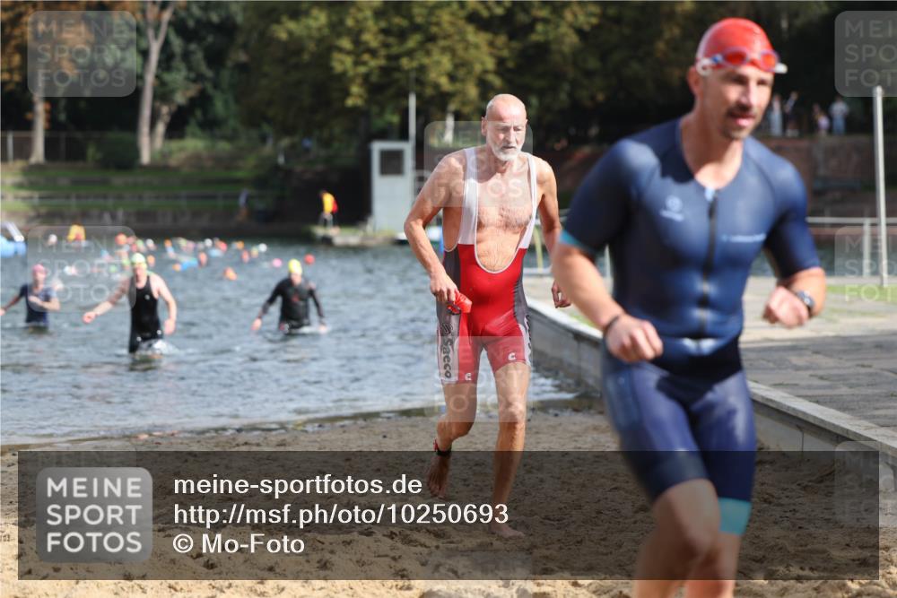 13.09.2026 - Stadtparktriathlon Mo-Foto http://msf.ph/oto/10250693 13.09.2026 11:30:53 Schwimmen 847, 867, 886, 914, 916, 926 meine-sportfotos.de