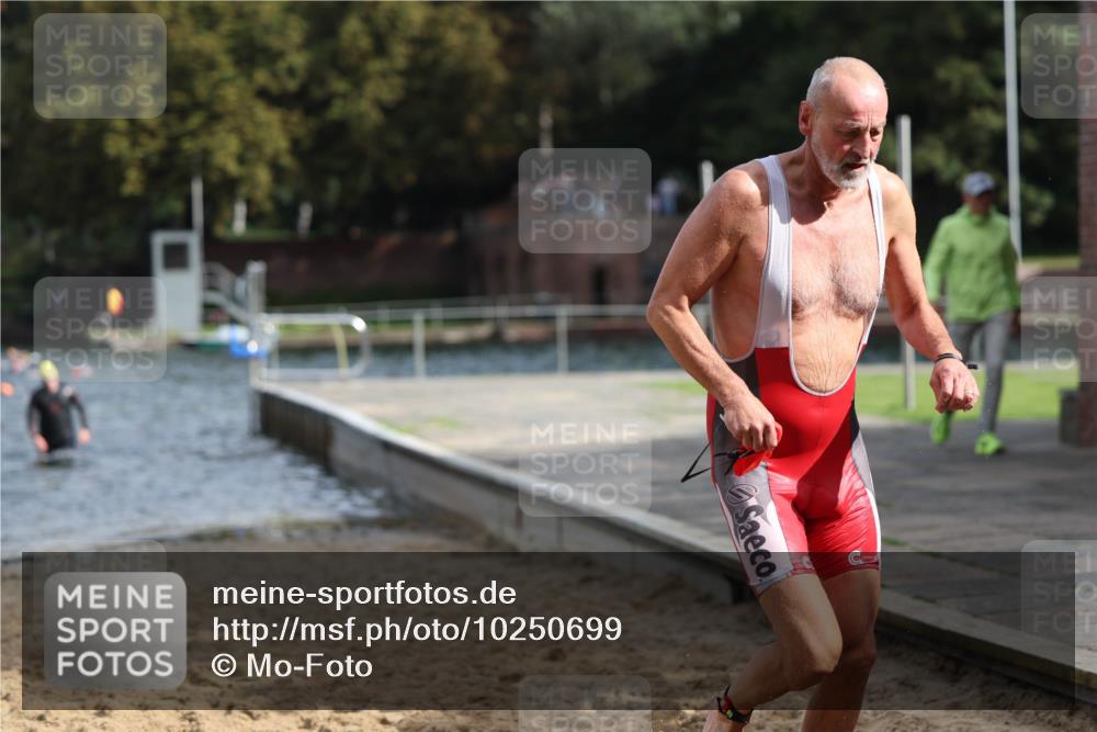 13.09.2026 - Stadtparktriathlon Mo-Foto http://msf.ph/oto/10250699 13.09.2026 11:30:55 Schwimmen 847, 867, 886, 914, 916, 926 meine-sportfotos.de