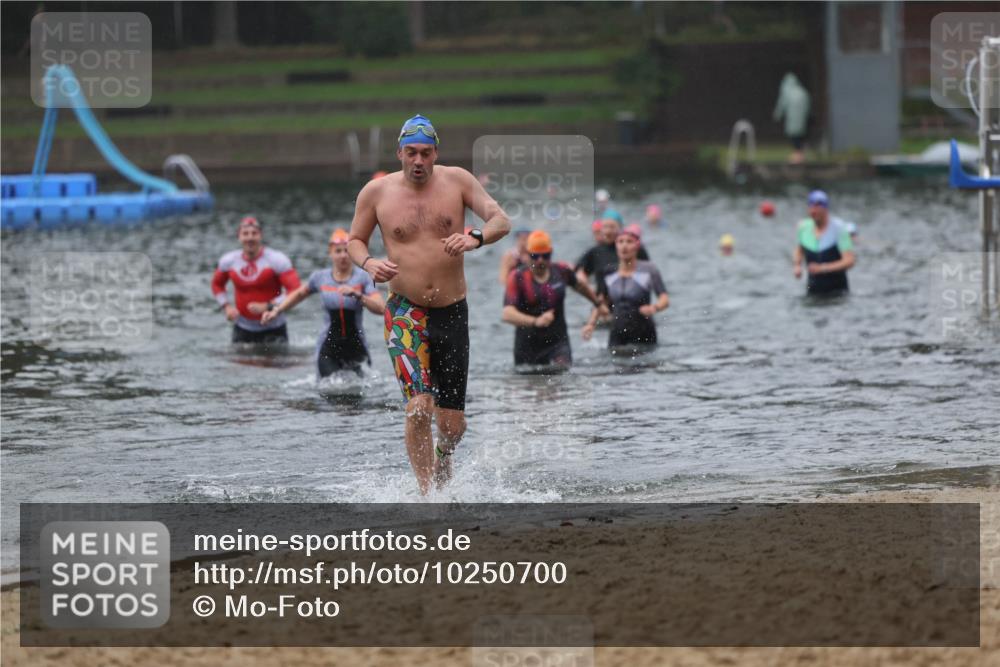 13.09.2026 - Stadtparktriathlon Mo-Foto http://msf.ph/oto/10250700 13.09.2026 12:53:56 Schwimmen 1349, 1355, 1384, 1388, 1408, 1414 meine-sportfotos.de
